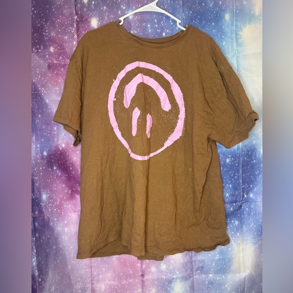 Grayson threads upside down smiley face graphic T-shirt 🛍 - Picture 1 of 3